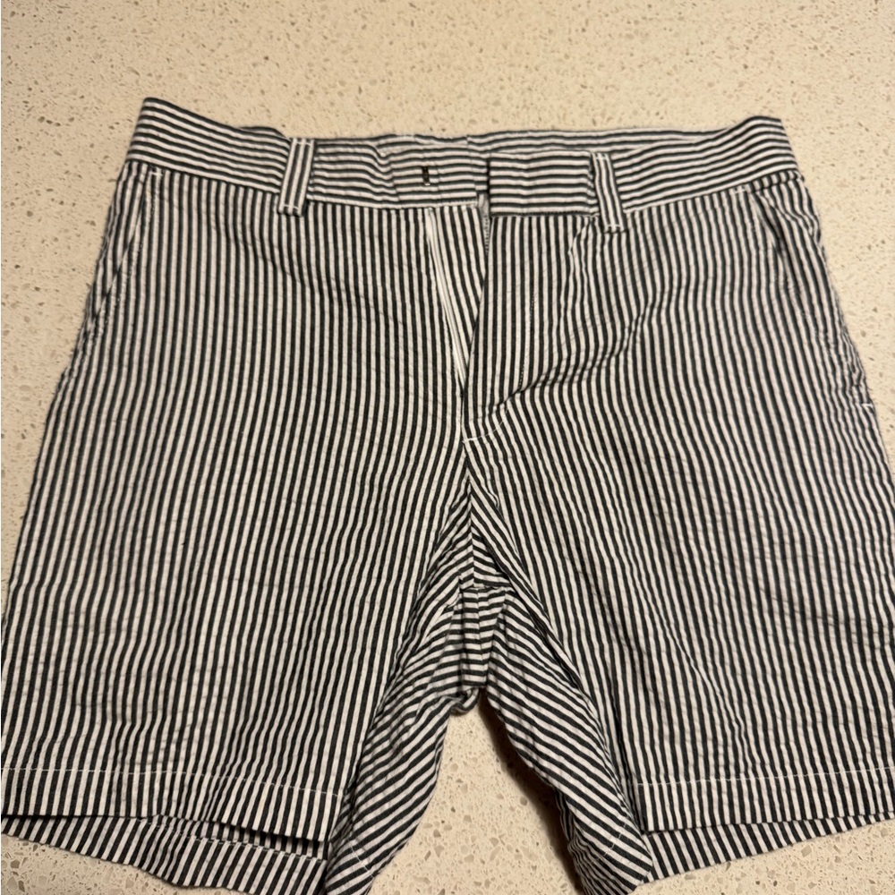 American Apparel Unisex 28W 5’ Shorts Grey/White Stripped